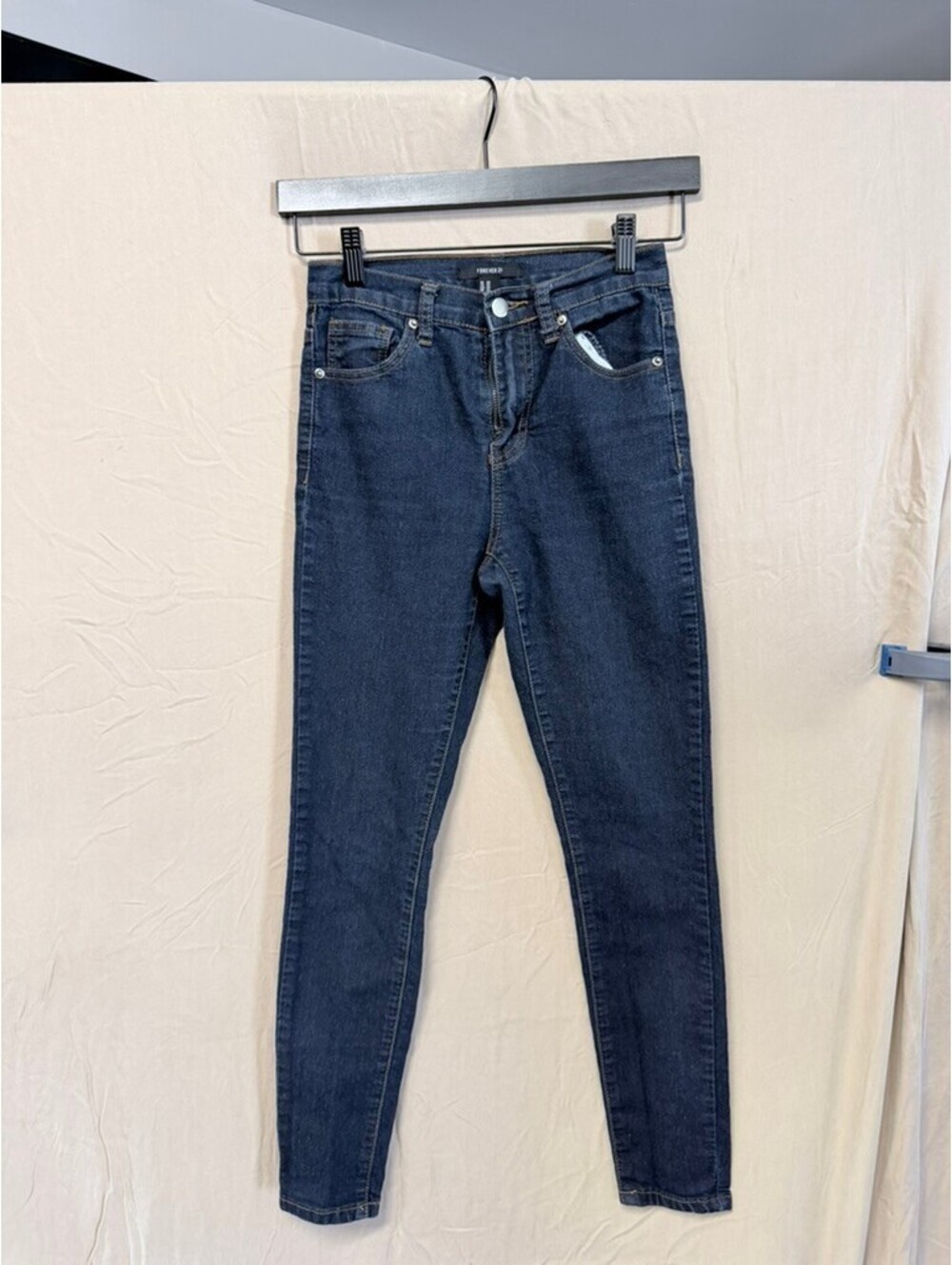 Forever 21 Dark Wash Skinny Jeans Women Sz 24 Stretch Denim
